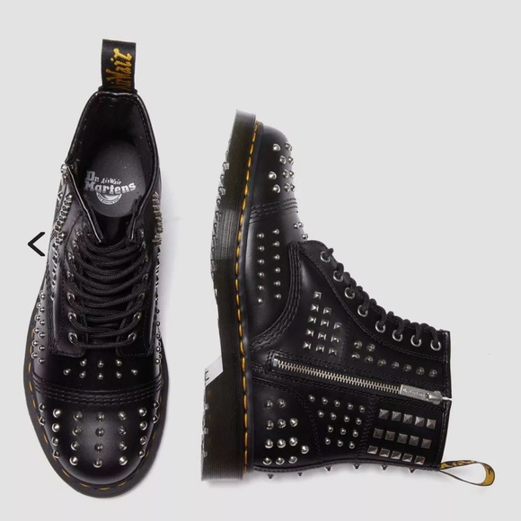 DR MARTENS 1460 STUDDED ZIP ATLAS LEATHER LACE UP - Picture 2 of 16
